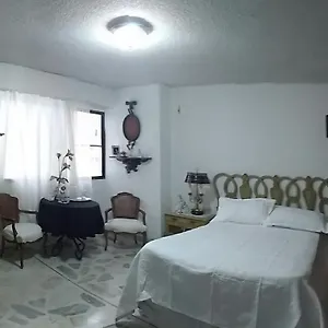 Confortable Habitación en casa particular Cali