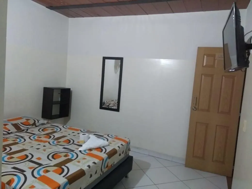 فندق ميديلين Hospedaje Zeus